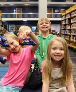 Kids in Library
